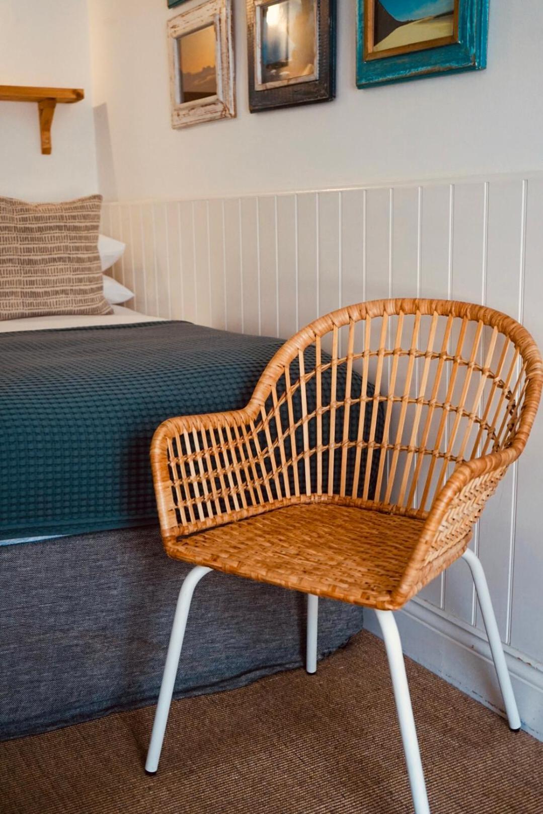 Braye The Victoria Bed & Breakfast エクステリア 写真